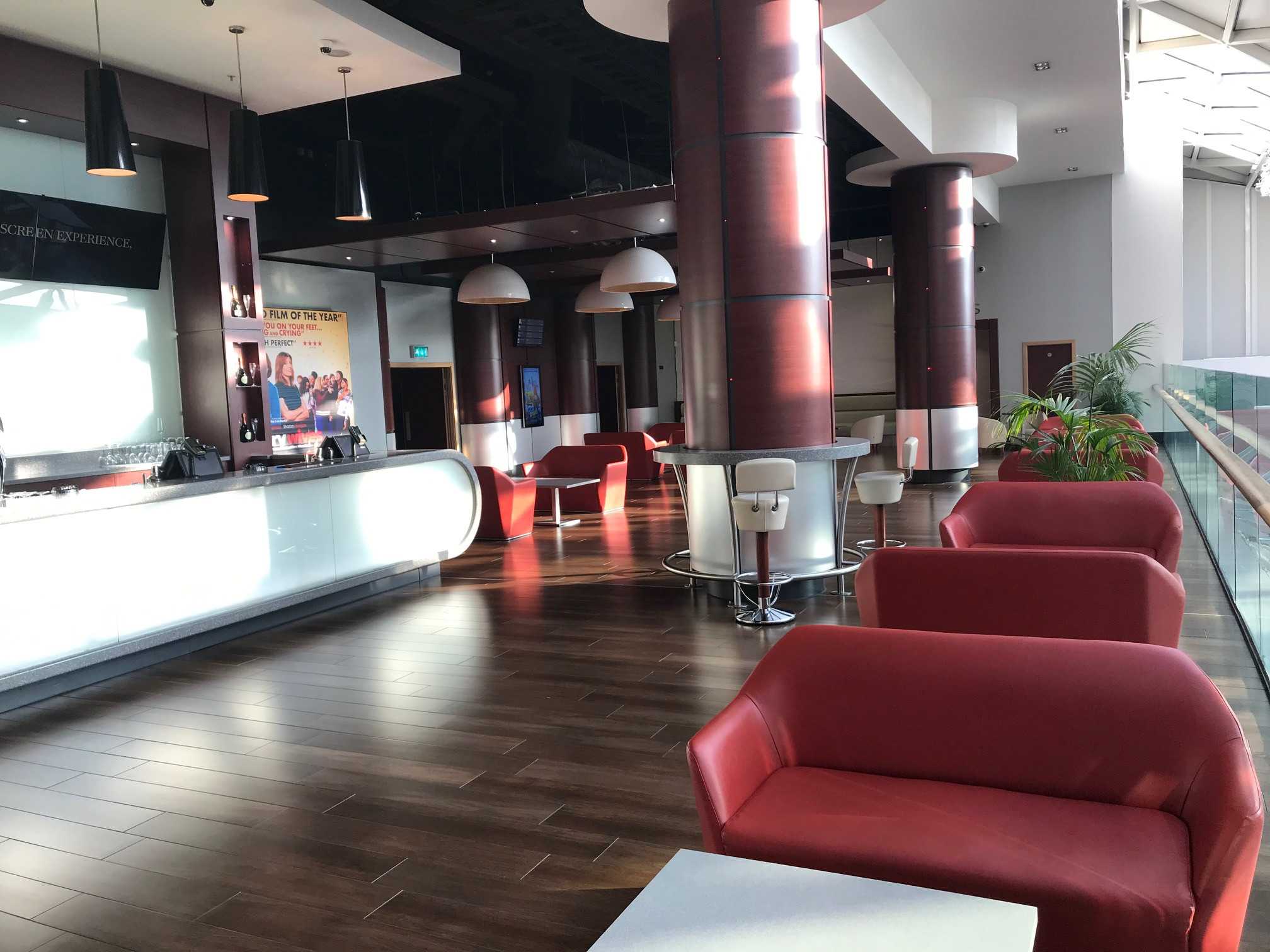 Scene Bar