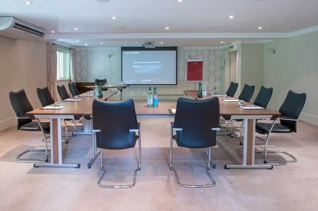 The Manor Elstree