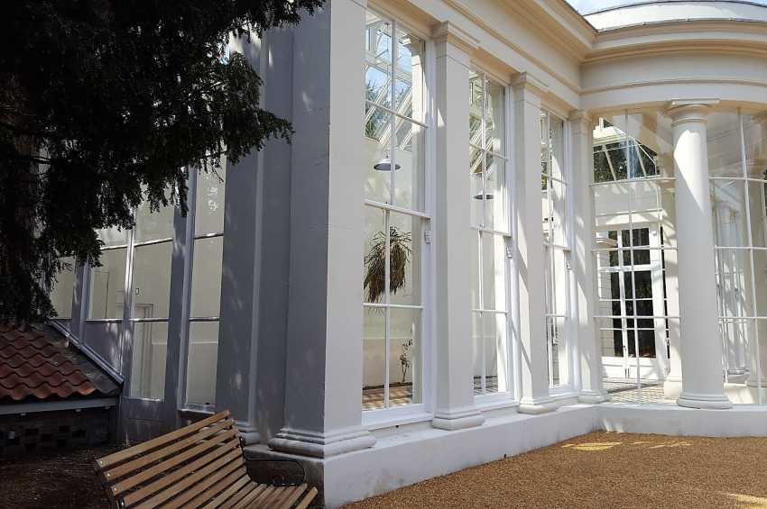 Gunnersbury Park