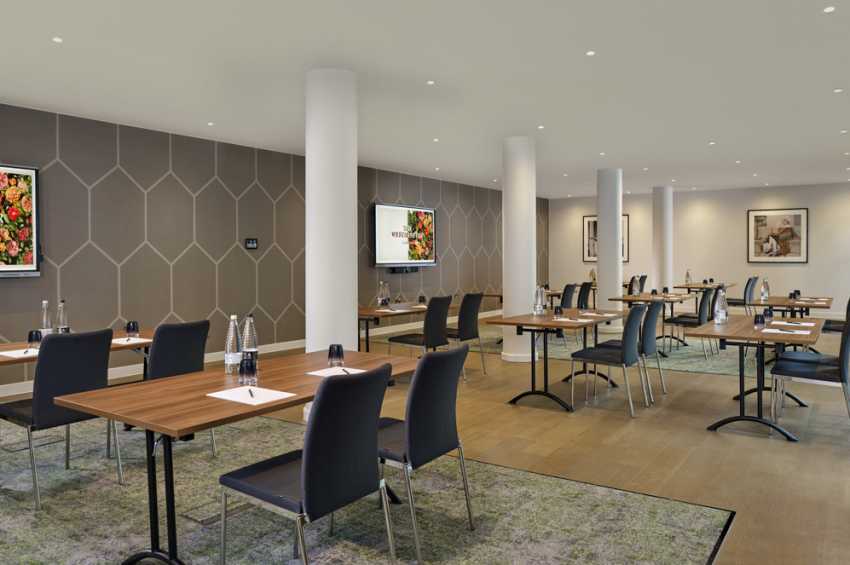 The Westminster London, Curio Collection by Hilton