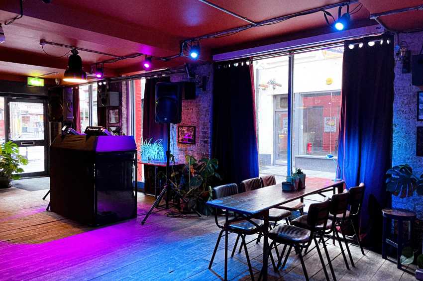 Strongroom Bar & Kitchen