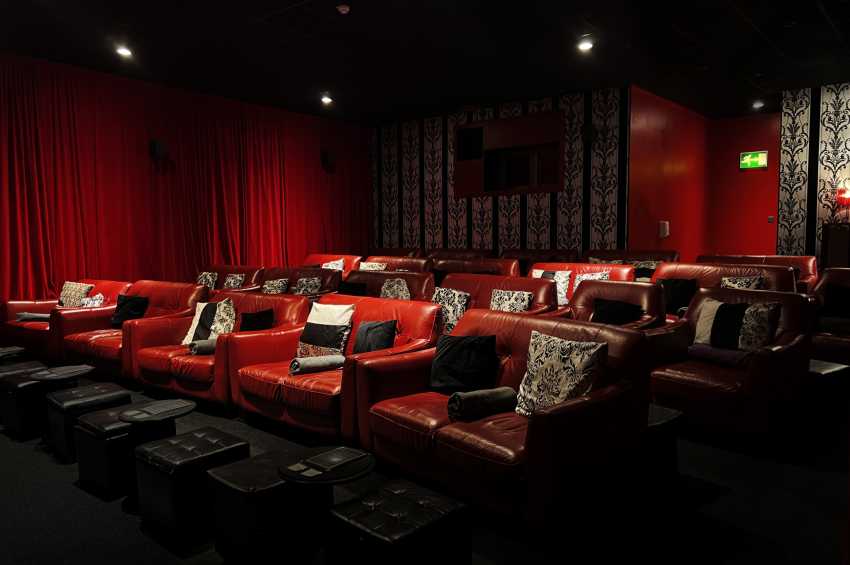 Genesis Cinema 