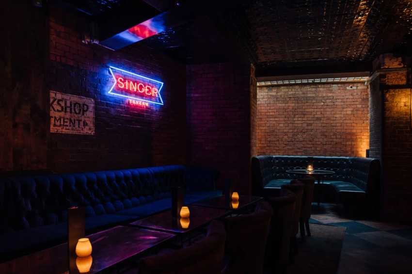 The Singer Tavern