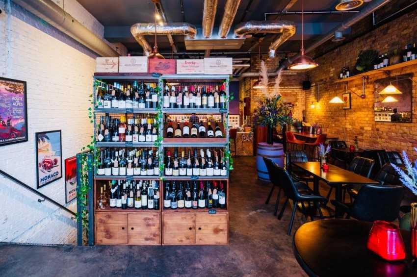 Cecilia's Wine House
