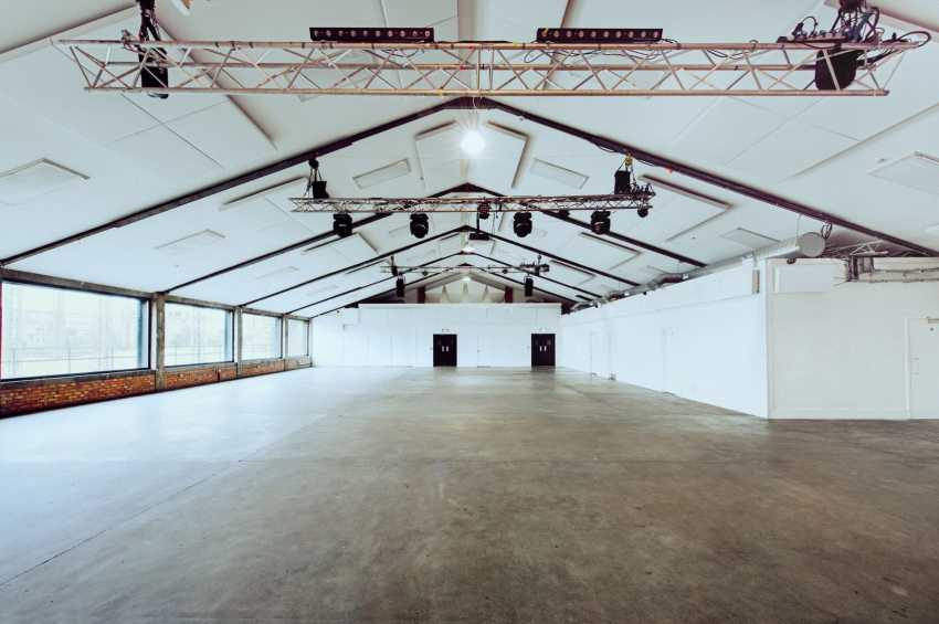 Oval Studios 
