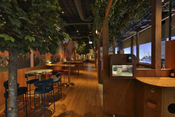 Clays - Canary Wharf