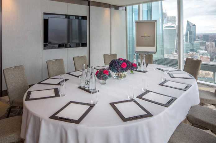 Shangri-La Hotel, At The Shard, London