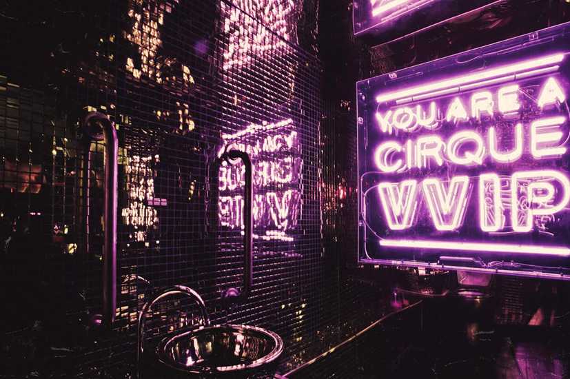 Cirque le Soir