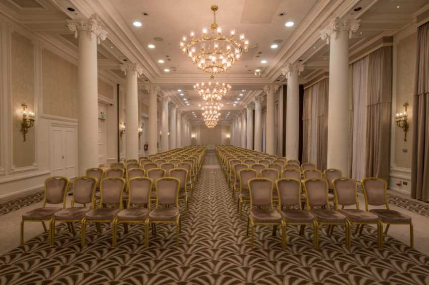 Hilton Waldorf