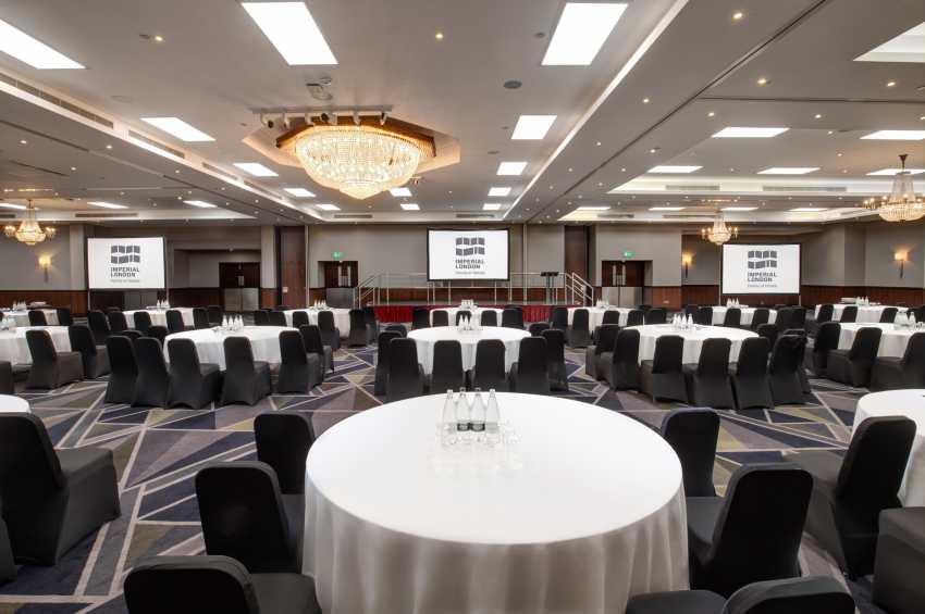 Imperial London Hotel