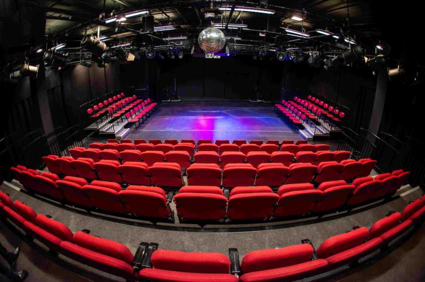 Dugdale Arts Centre 
