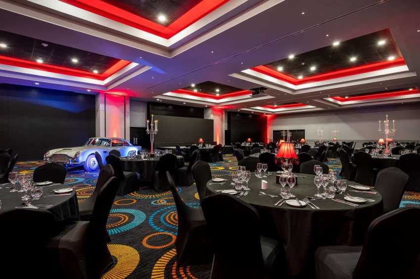 Radisson RED and Radisson Hotel & Conference Centre London Heathrow