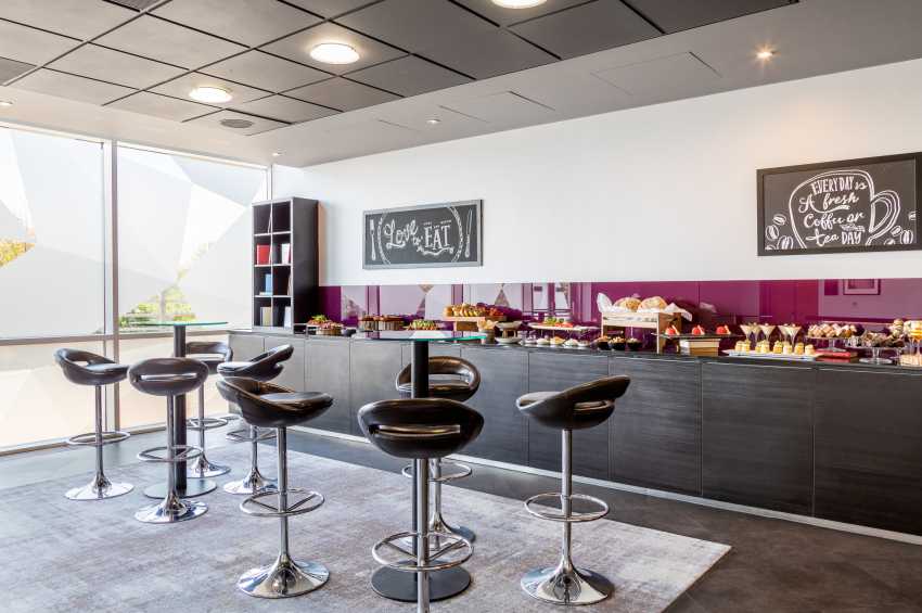 Radisson RED and Radisson Hotel & Conference Centre London Heathrow