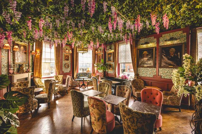 Mr Fogg's Botanical Tavern