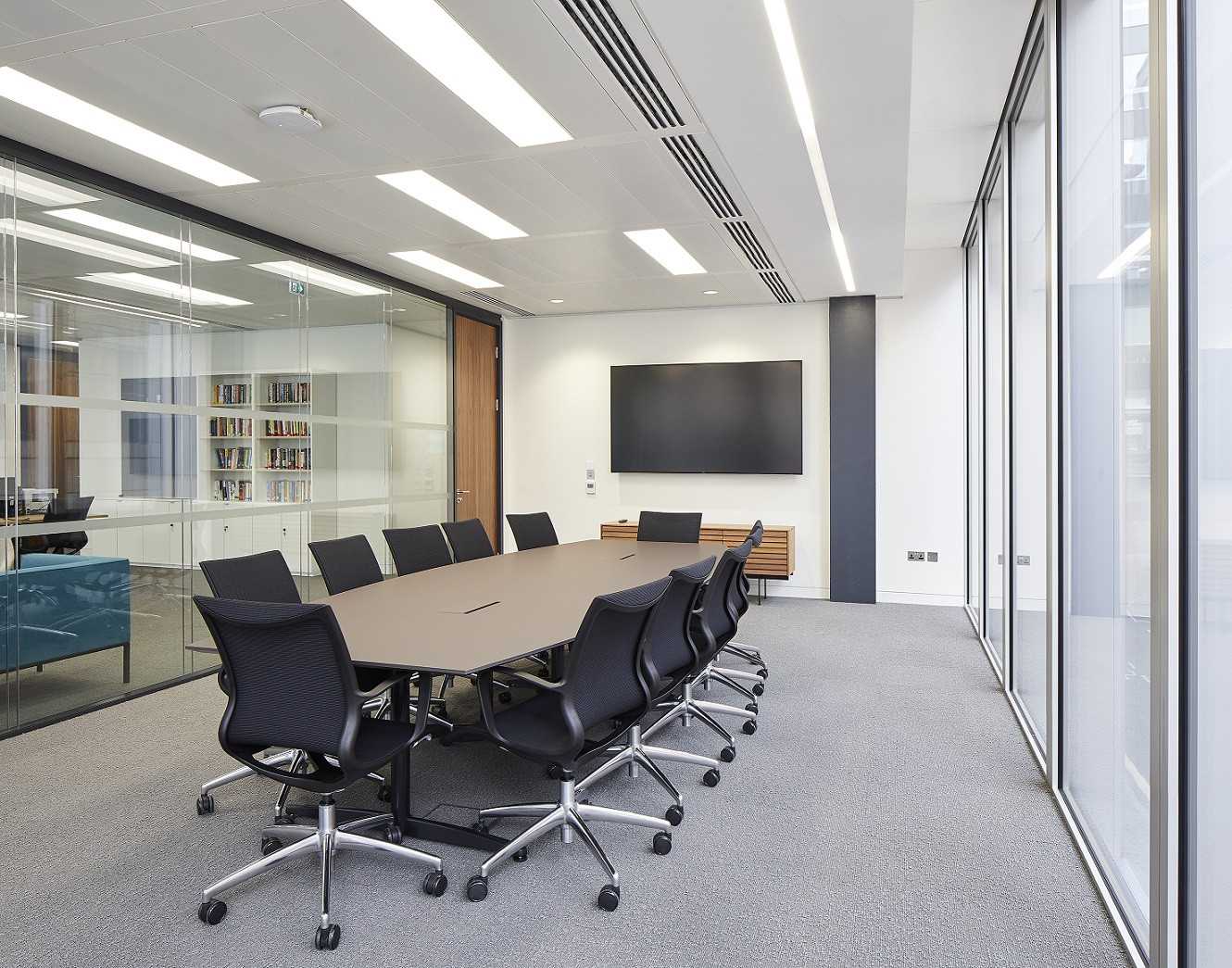 Faculty Conference Room 