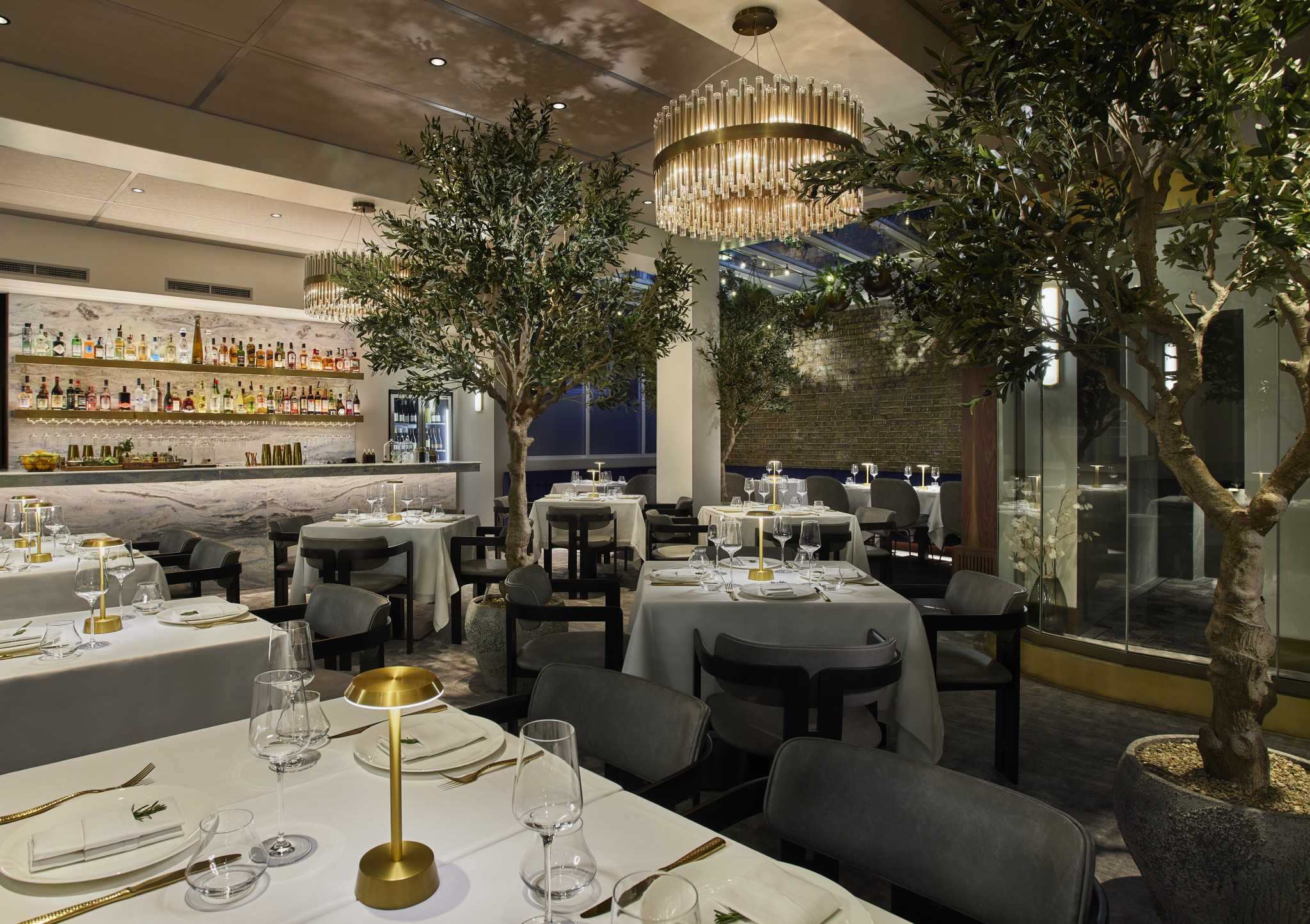 1st Floor Restaurant