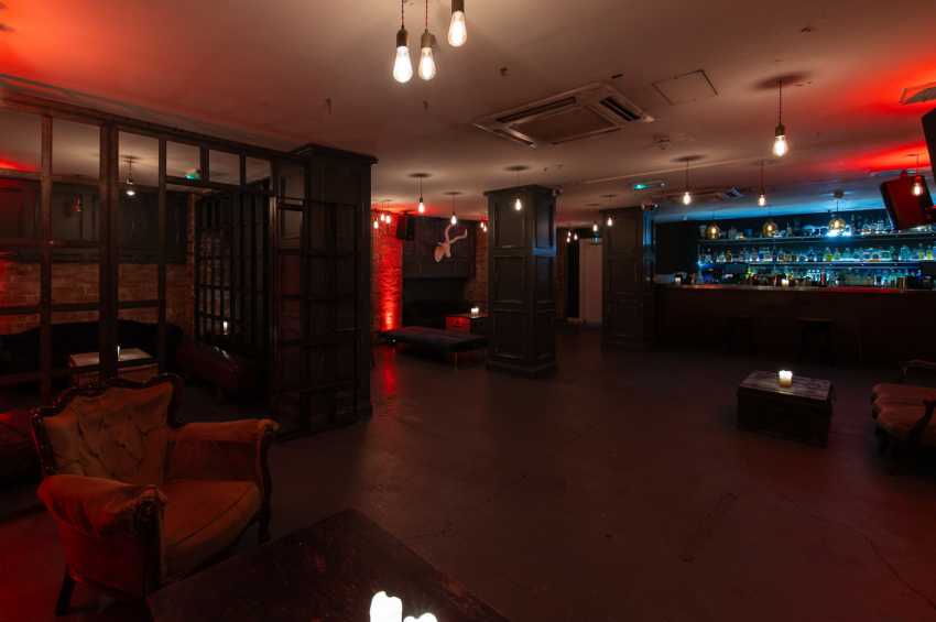 Looking Glass Cocktail Club