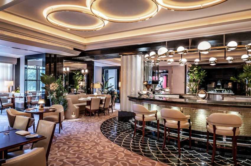 River Restaurant 