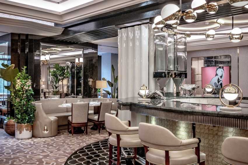 River Restaurant 