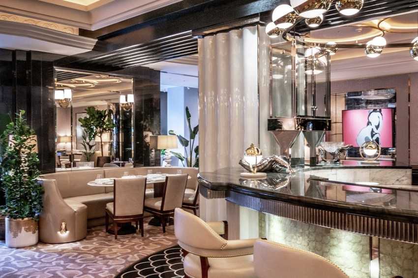 River Restaurant 