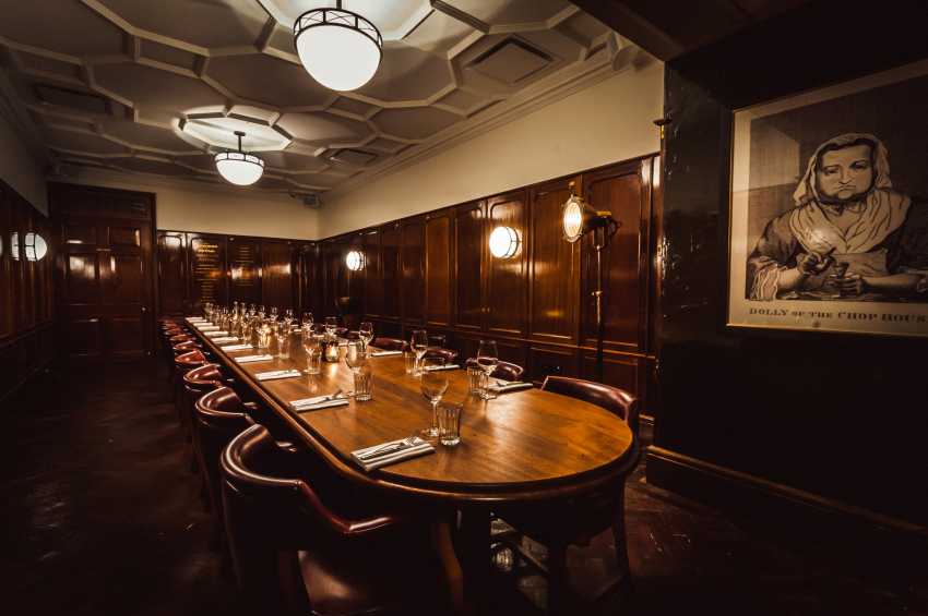 Hawksmoor Guildhall 