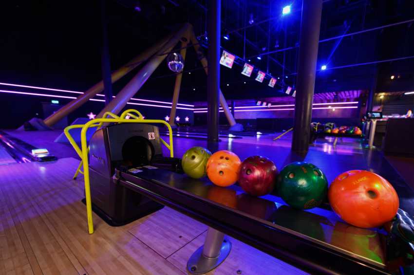 Hollywood Bowl London O2