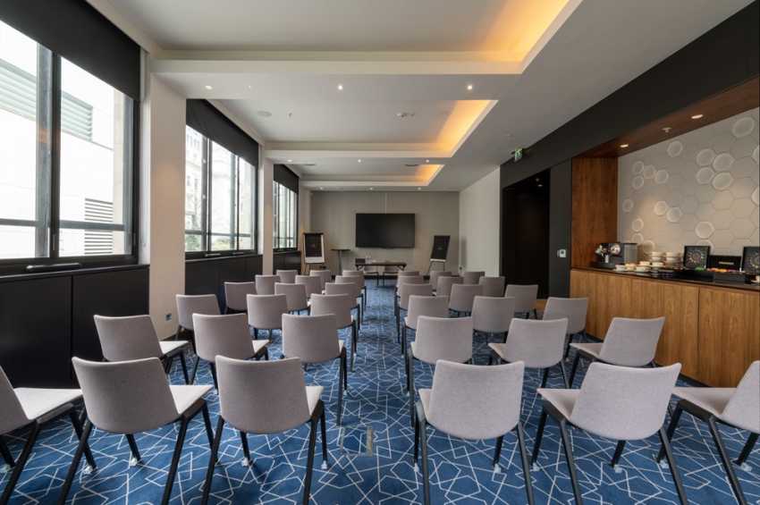 Apex City of London Hotel