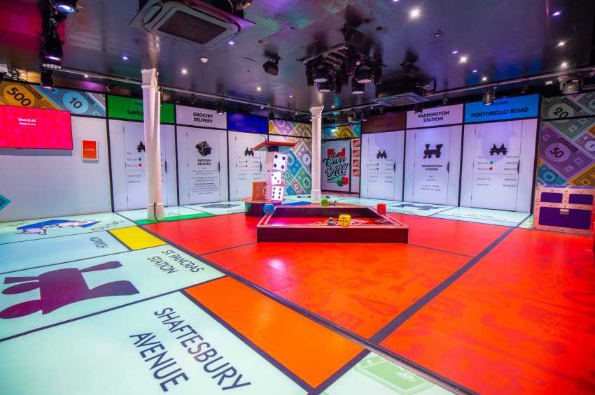 MONOPOLY LIFESIZED
