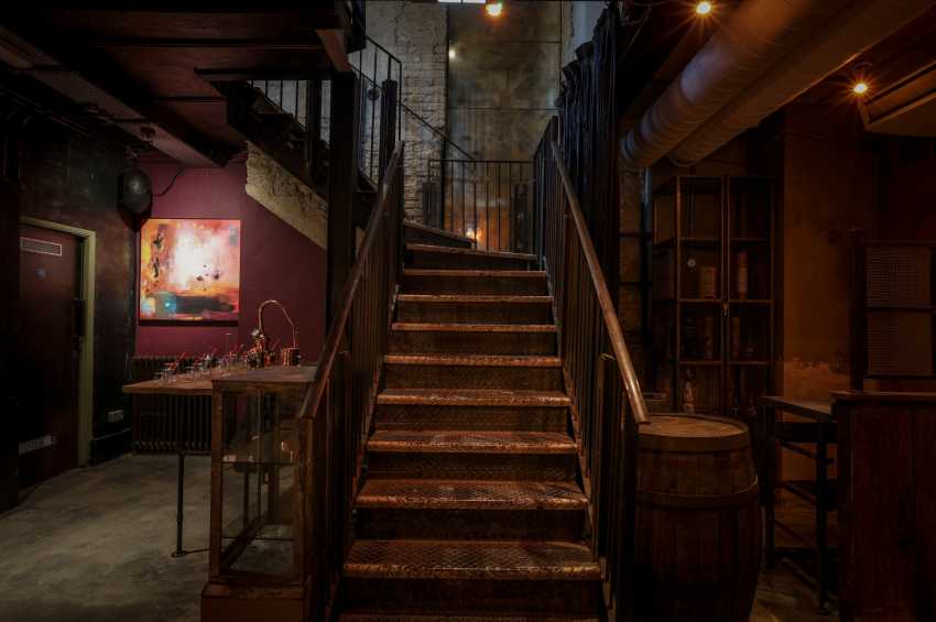 Odyssey Bar Lounge & Kitchen