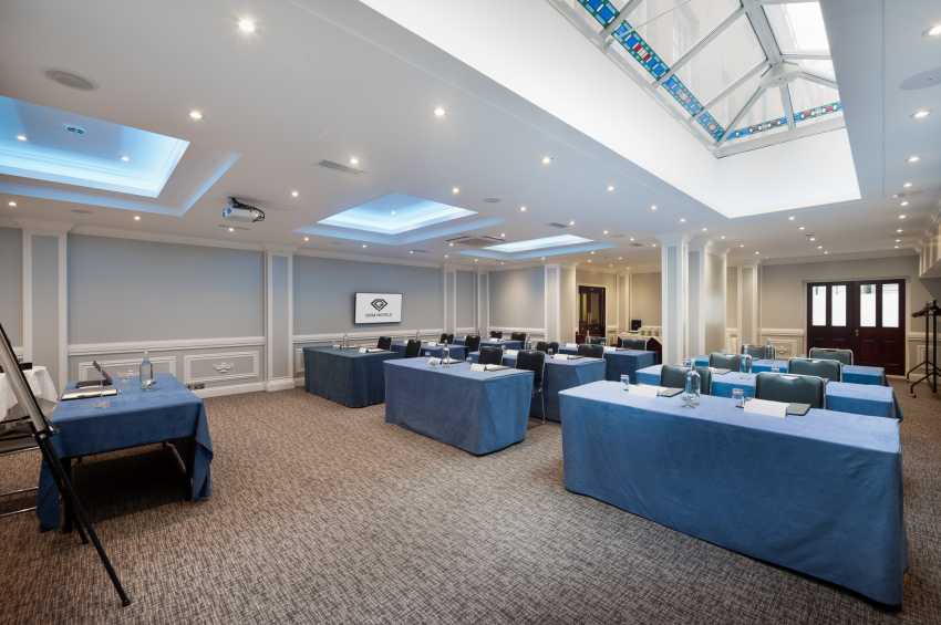 Gem  Fitzrovia Hotel