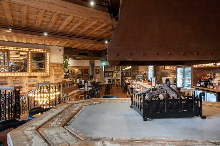 Albert's Schloss Soho