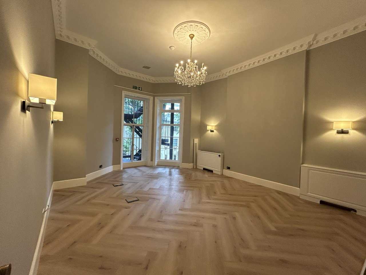 16 Curzon B