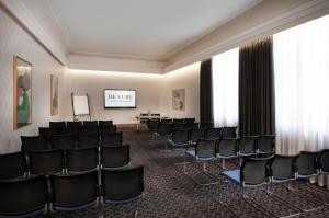 De Vere Grand Connaught Rooms