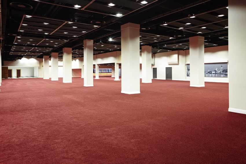 Novotel London West