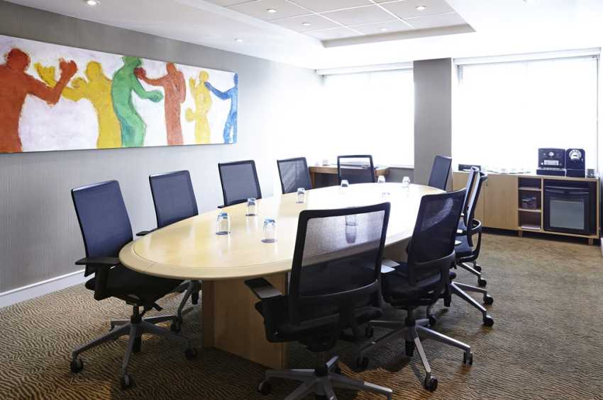 Novotel London West