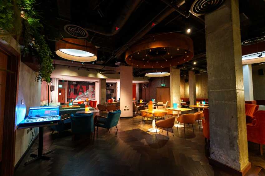 Middle Eight Hotel