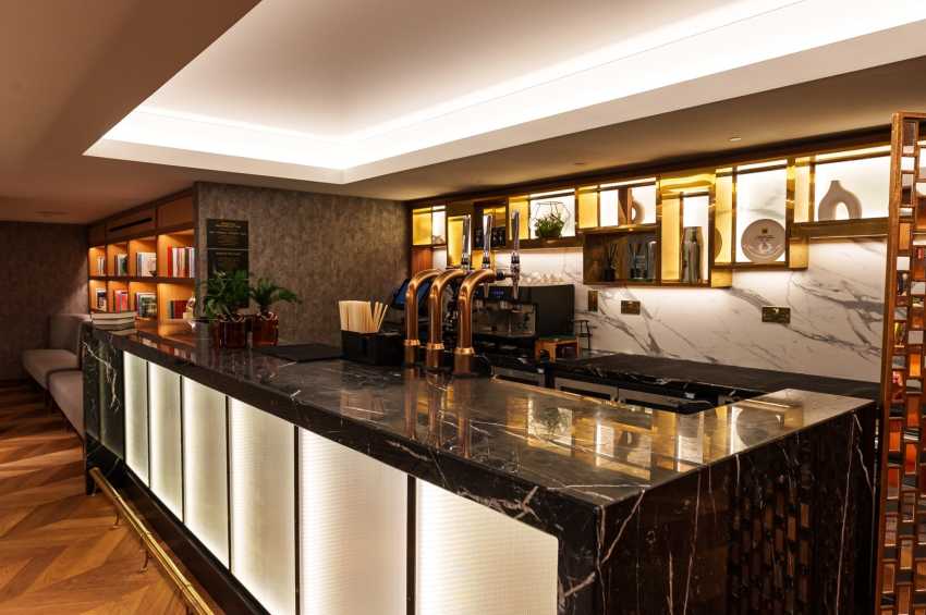 Middle Eight Hotel