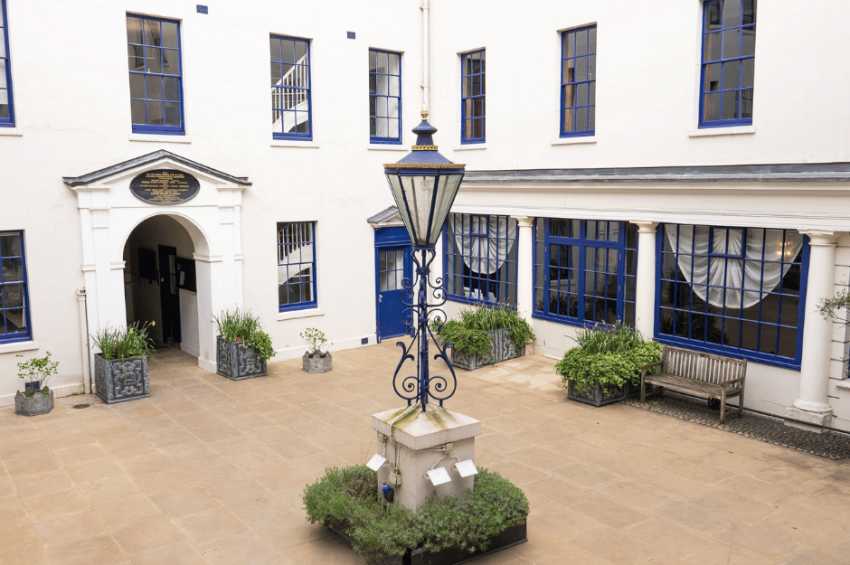 Apothecaries' Hall 