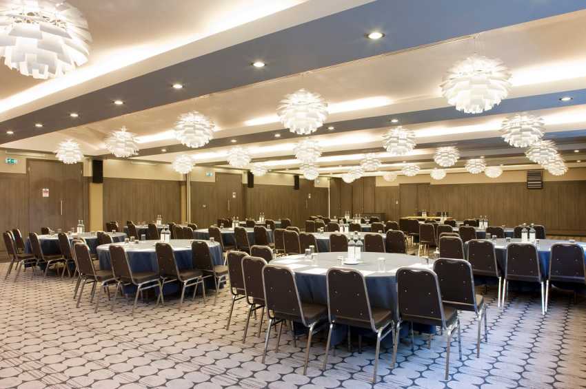 Crowne Plaza London Kingston 