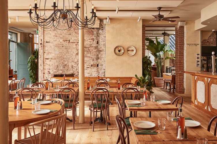 Casa do Frango Mayfair