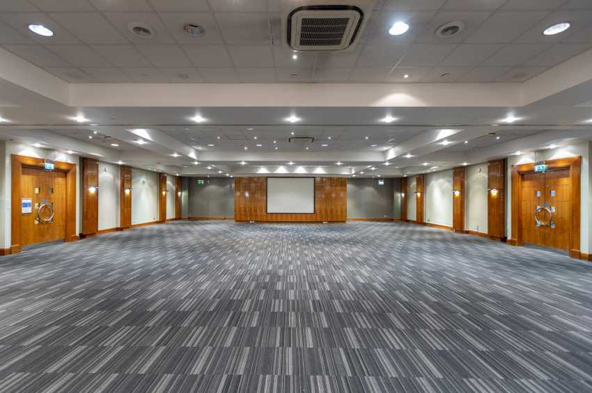 Holiday Inn Regents Park 