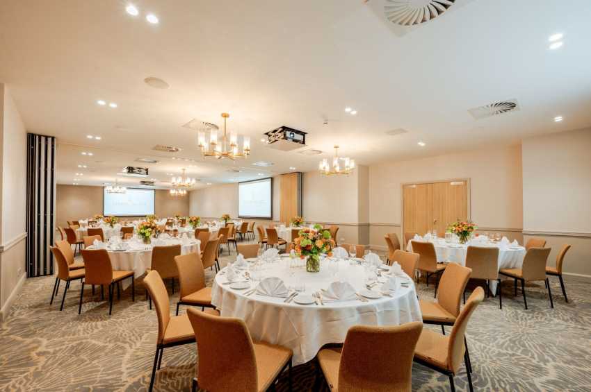 Strand Palace Hotel