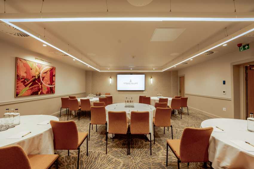 Strand Palace Hotel