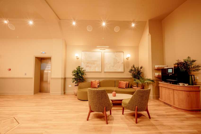 Strand Palace Hotel