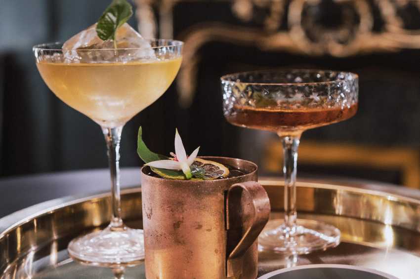 135 Bar & Lounge