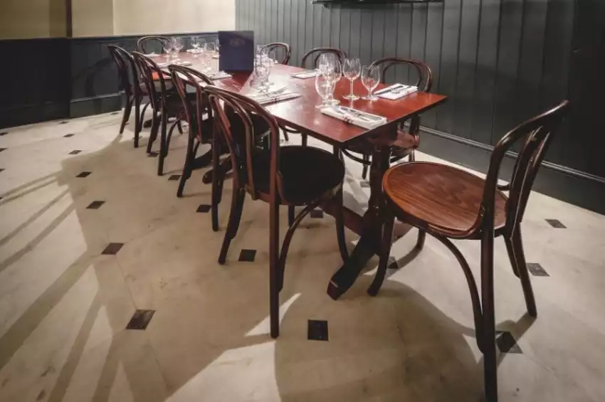 Party venues in London: Davy's of Holborn