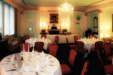 Christmas Party Venue in London : Army & Navy Club