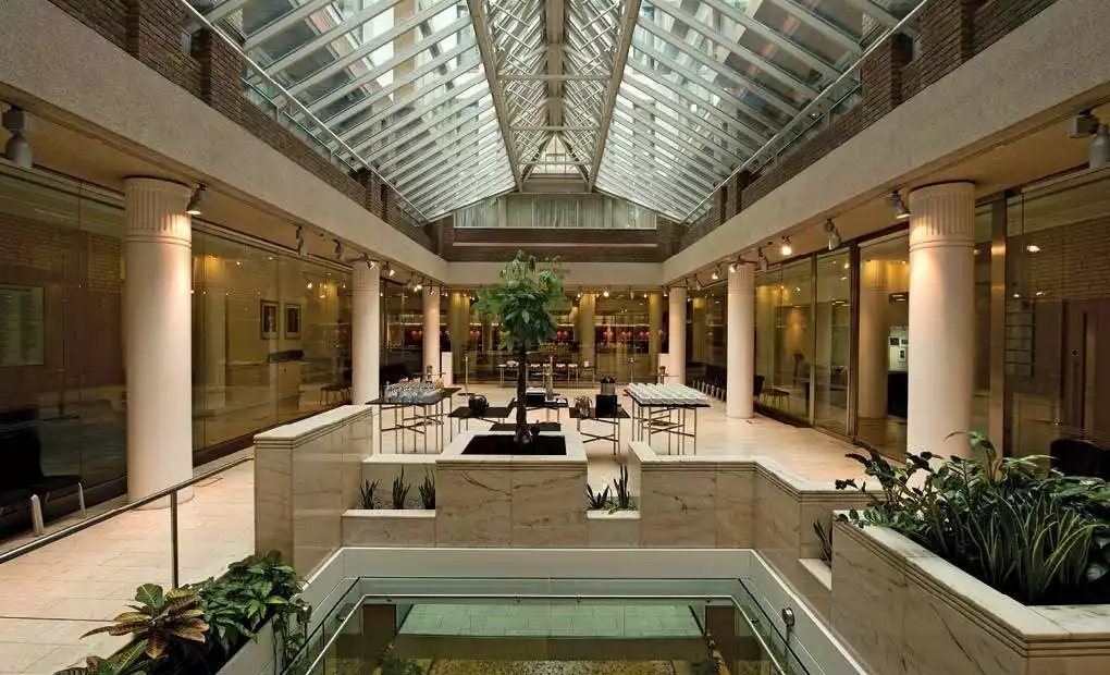 Max Rayne Atrium