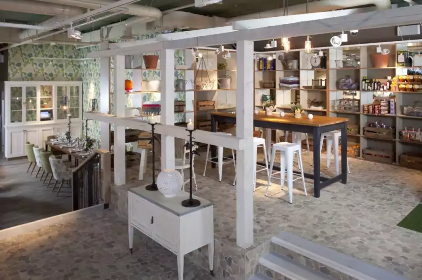 Party venues in London: The Folly