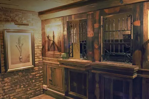 Tonteria Main room